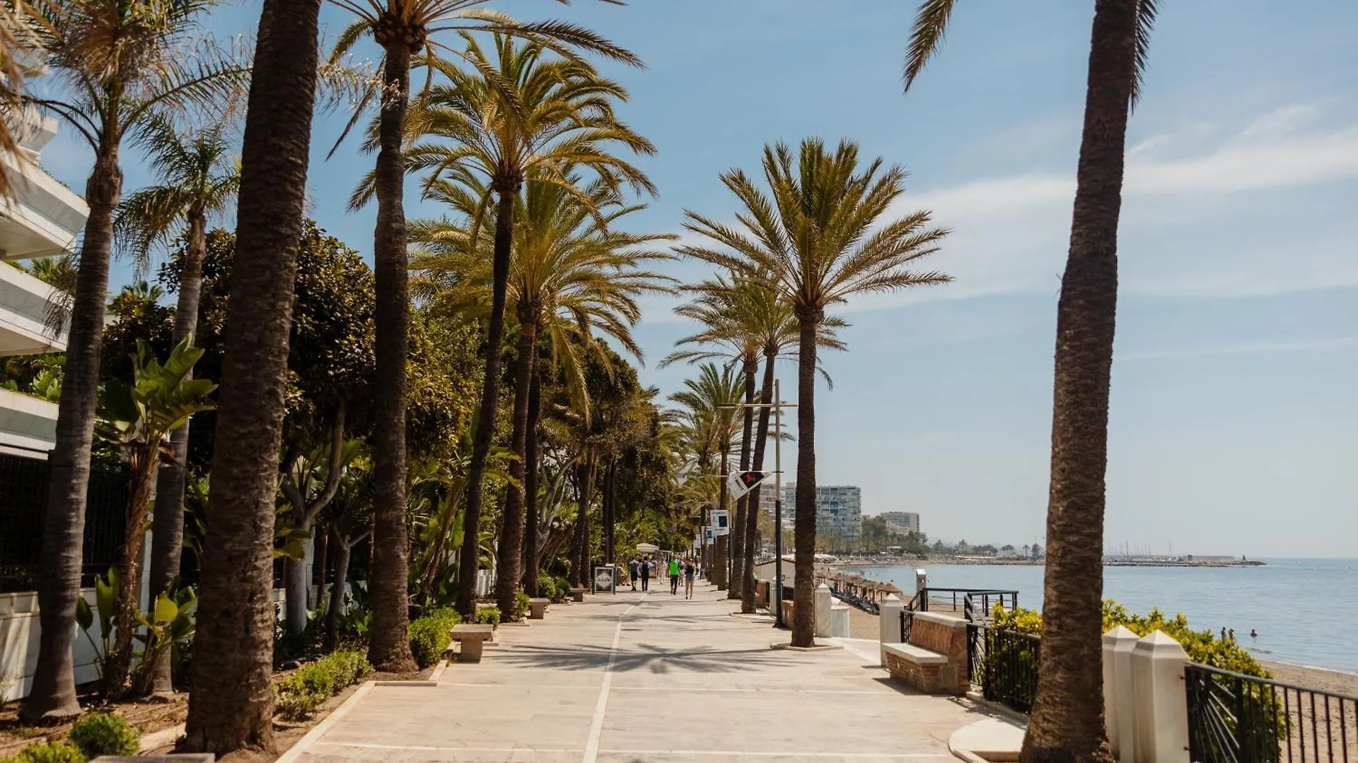 Apartment In The Centre Of Marbella With Private Parking Space