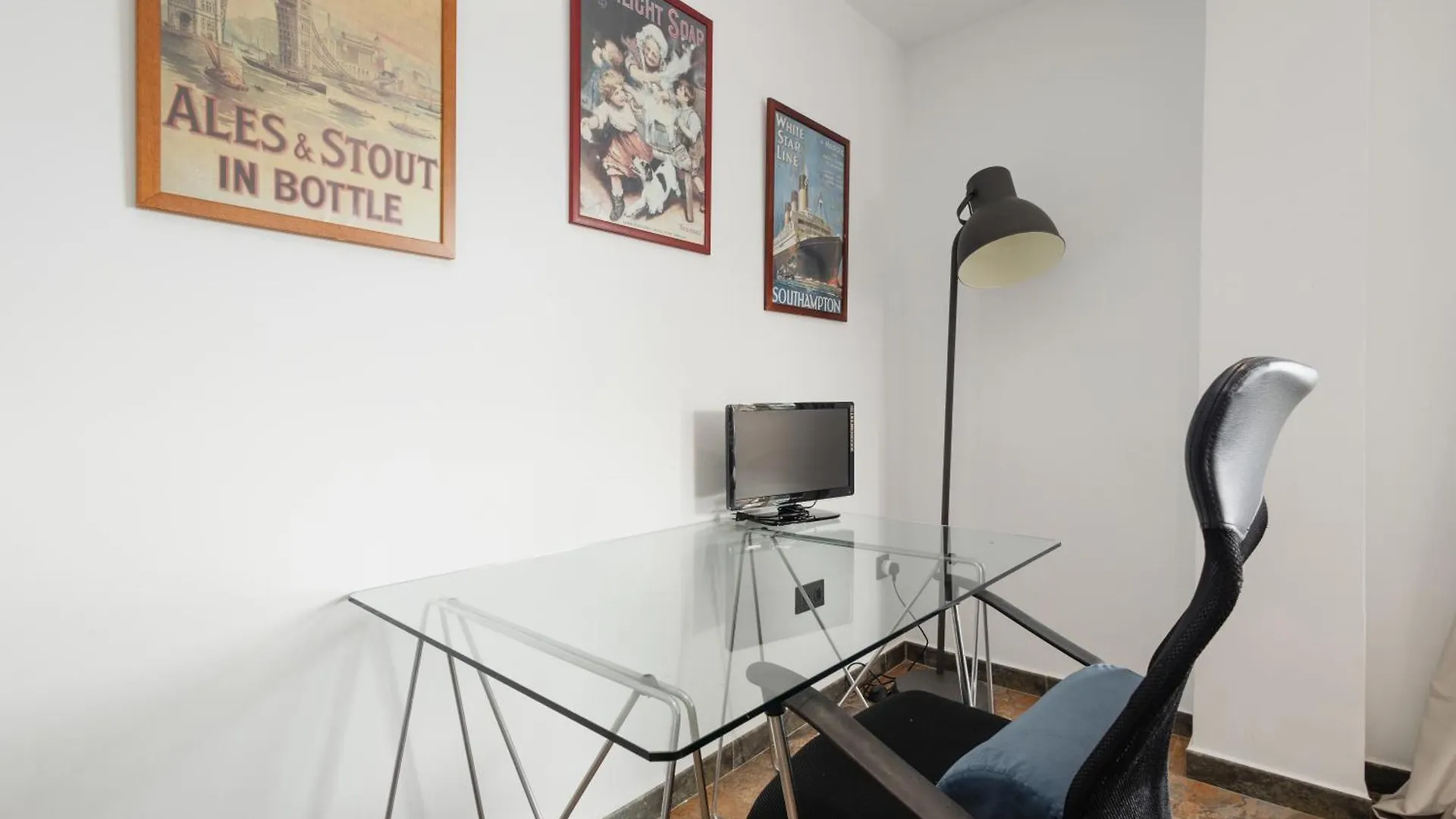 Apartment In The Centre Of Marbella With Private Parking Space 0*,